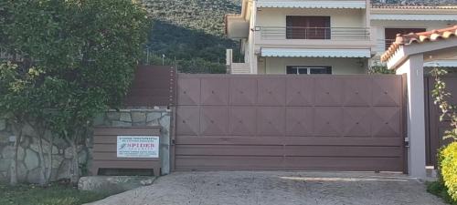 Chalcis House | Sea & Mountain View Apartment