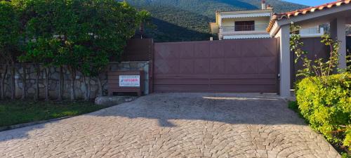 Chalcis House | Sea & Mountain View Apartment