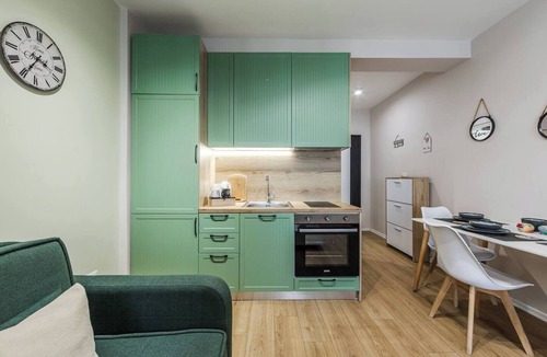 Golem Apartment | Sea Nest Retreat | Waterfront Apartment by PikHost