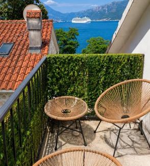 Orahovac Apartment | Sea side apartment