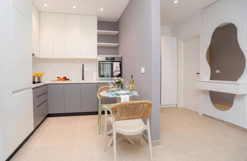 Orikum Apartment | Sea Side Palm Modern Suites, Vlore, Albania