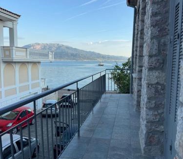 Gefira Mpania Apartment | Sea & Stone House