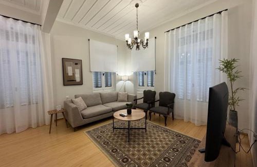 Gefira Mpania Apartment | Sea & Stone House