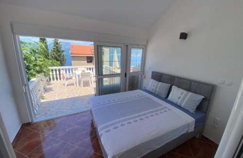 Krasici Apartment | Sea View 2