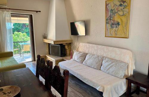 Porto Heli Apartment | Sea View Apartment by Goutos Luxury Living