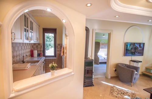 Risan Apartment | Sea view apartment located in Risan and in front of the beach