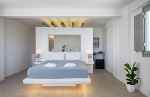 Perivolos Hotel | Sea View Bay Hotel Santorini