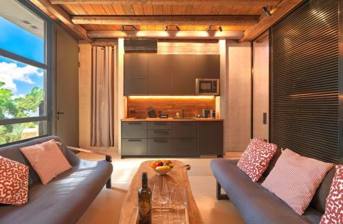 Piraeus House | Sea View Garden Suites