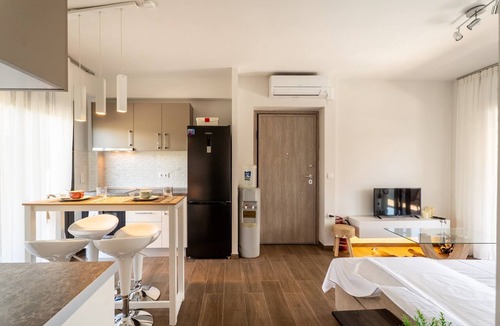Nea Propontida Apartment | Sea View & Luxury Apartment Domania' with Wi-Fi and Air Conditioning