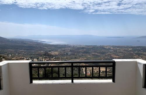 Voia House | Sea-view hilltop home over Neapoli, Elafonisos & Kythira