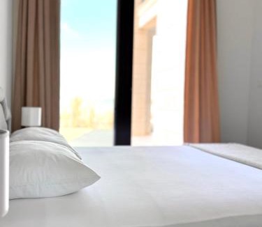 Krstac Apartment | Sea View Residence with Pool & Private Terrace