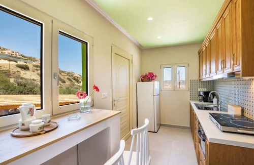 Menetai Apartment | Sea View Studio with Private Terrace