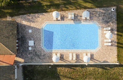 Molos Apartment | Seabreeze Summer Apartments