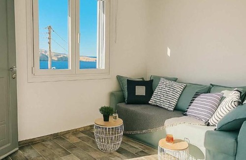 Loutra Apartment | Seafront Alos Gem - Loutra Seaview Escape