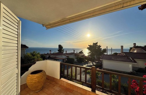 Neos Marmaras Apartment | Seafront Breathtaking View Private Apartment
