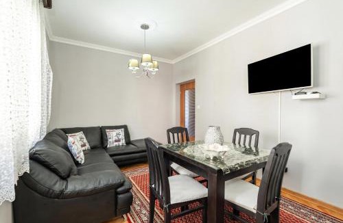 Bijela Apartment | Seafront Haven Darka - Happy Rentals