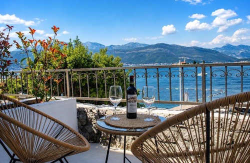 Radovici Apartment | Seafront Luxury Apartments Dragutin