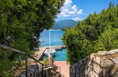 Radovici Apartment | Seafront Luxury Apartments Dragutin
