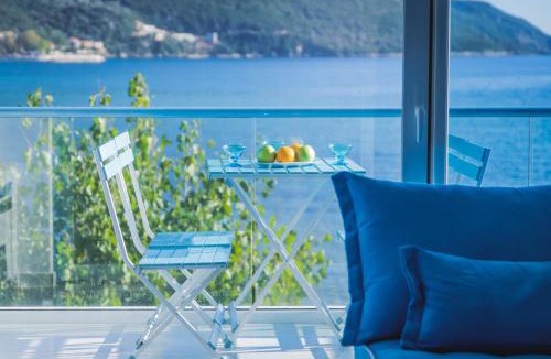Vassiliki House | Seafront Luxury residence with amazing view