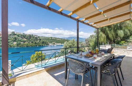 Meganisi Villa | Seafront plot villa, seaviews, p-pool, walk to beach - Villa Argiri, Meganisi