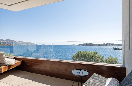 Agios Nikolaos Town Apartment | Seannamon Luxury Suite 3 - steps from the beach