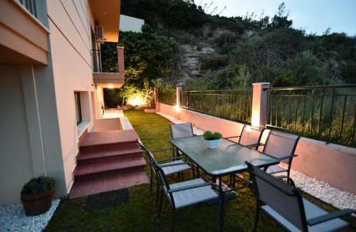 Palaio Tsifliki House | Searockhouse