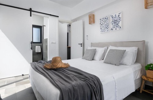 Lahania Villa | Seashell Villa - Luxury Pool Retreat - 150m Beach