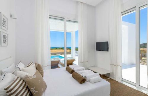 Lahania Villa | Seashore Villa - Luxury Beachfront - Pool & Sea View