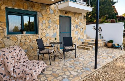 Kounopetra Apartment | Seaside Sanctuary for Two