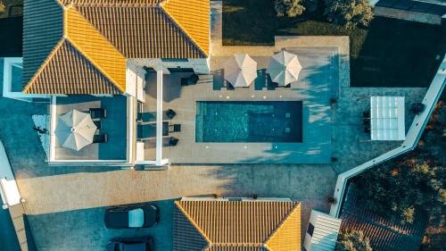 Psarou Villa | Seaside Villa Volter