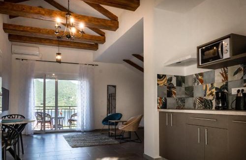 Kamenari Apartment | Seaside Village