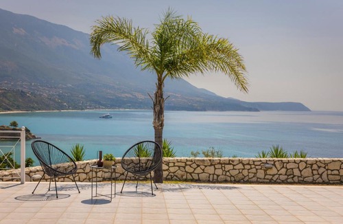 Karavados Villa | Seaspray Villa Kefaloniaprivatevillas