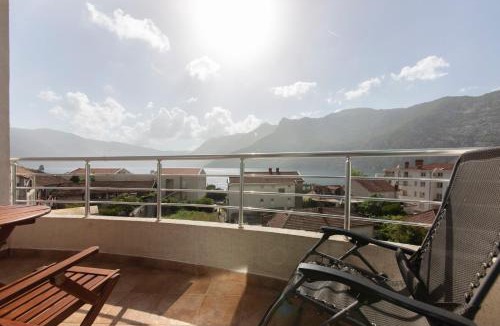 Risan Apartment | Seaview apartment Risinium