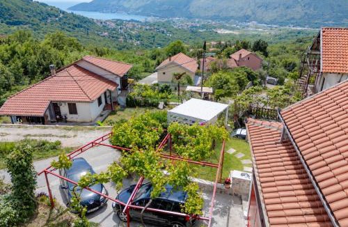 Ratisevina House | Seaview Chalet