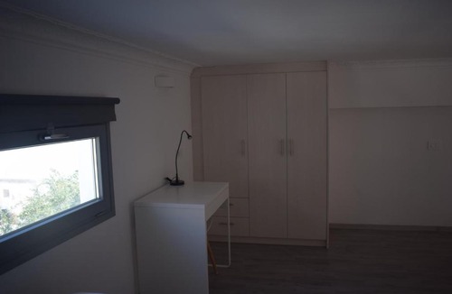 Kamari Apartment | Selena Villa