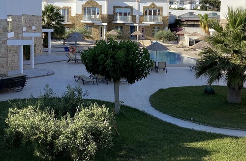 Pilalimata House | Self catering 2 Bedroom villa with pool, sea and mountain views, 5 mins to beach