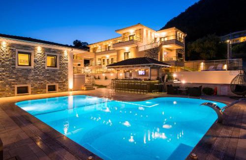 Chrisi Ammoudia Apartment | Semiramis Luxury Suites