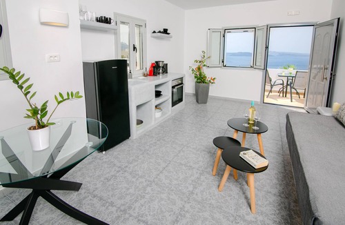 Oia House | Sensia