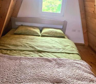 Ninkovici Ski Chalet | Seosko domaćinstvo Rovčanin Rudnica