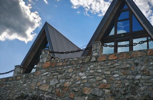Cetinje Municipality Ski Chalet | Seosko Domacinstvo Vujosevic