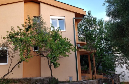 Prijevor Apartment | Serene Park-like Apartments Near The Beach