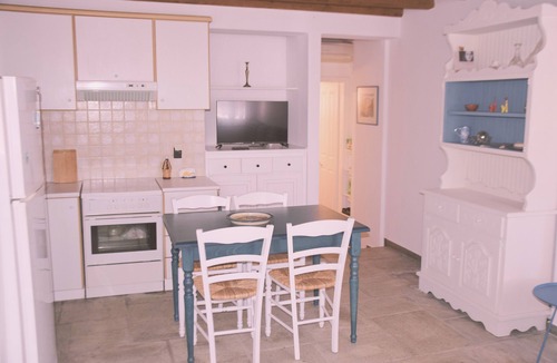 Livadi Apartment | SERIFOS SUMMER APARTMENT
