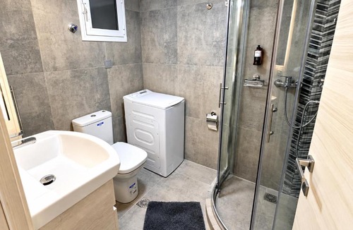 Serres Apartment | Serres city center modern apartment (Monika)