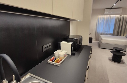 Omonia Apartment | Shape Suites Athens