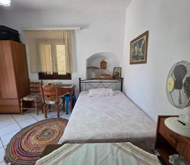 Avgonyma Apartment | Sidirounta Traditional Home 2