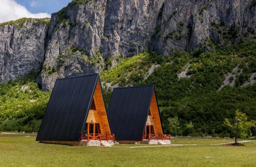 Savnik House | Silence House