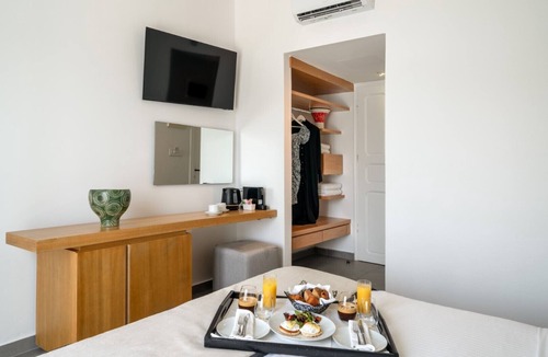 Grikos Hotel | Silver Beach