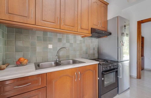 Roda Villa | Simplistic Villa in Korfu near Seabeach