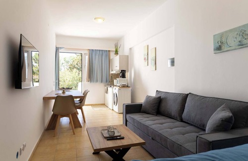 Lardos Apartment | Sinani Beachfront Gems Rhodes Jacuzzi Haven