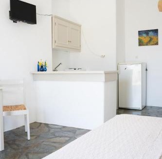 Ampelas Apartment | Sirokos Studio at Winds House in Ampelas